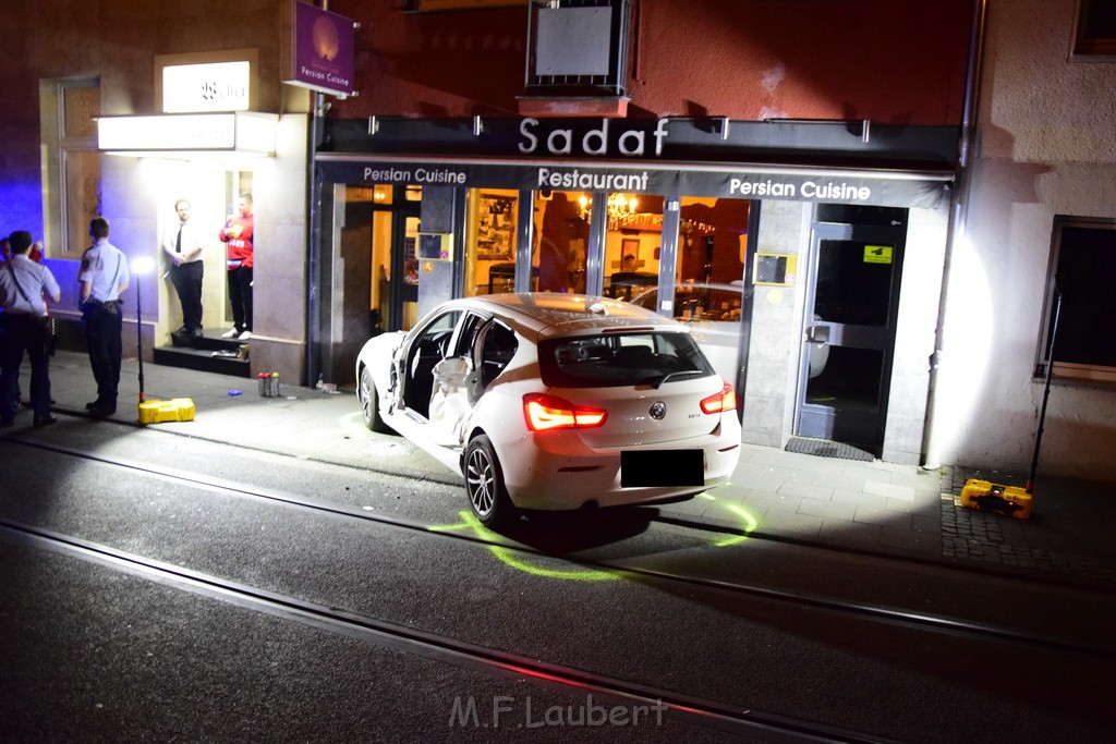 VU Pkw Strab PKlemm Koeln Altstadt Jahnstr P117.JPG - Miklos Laubert